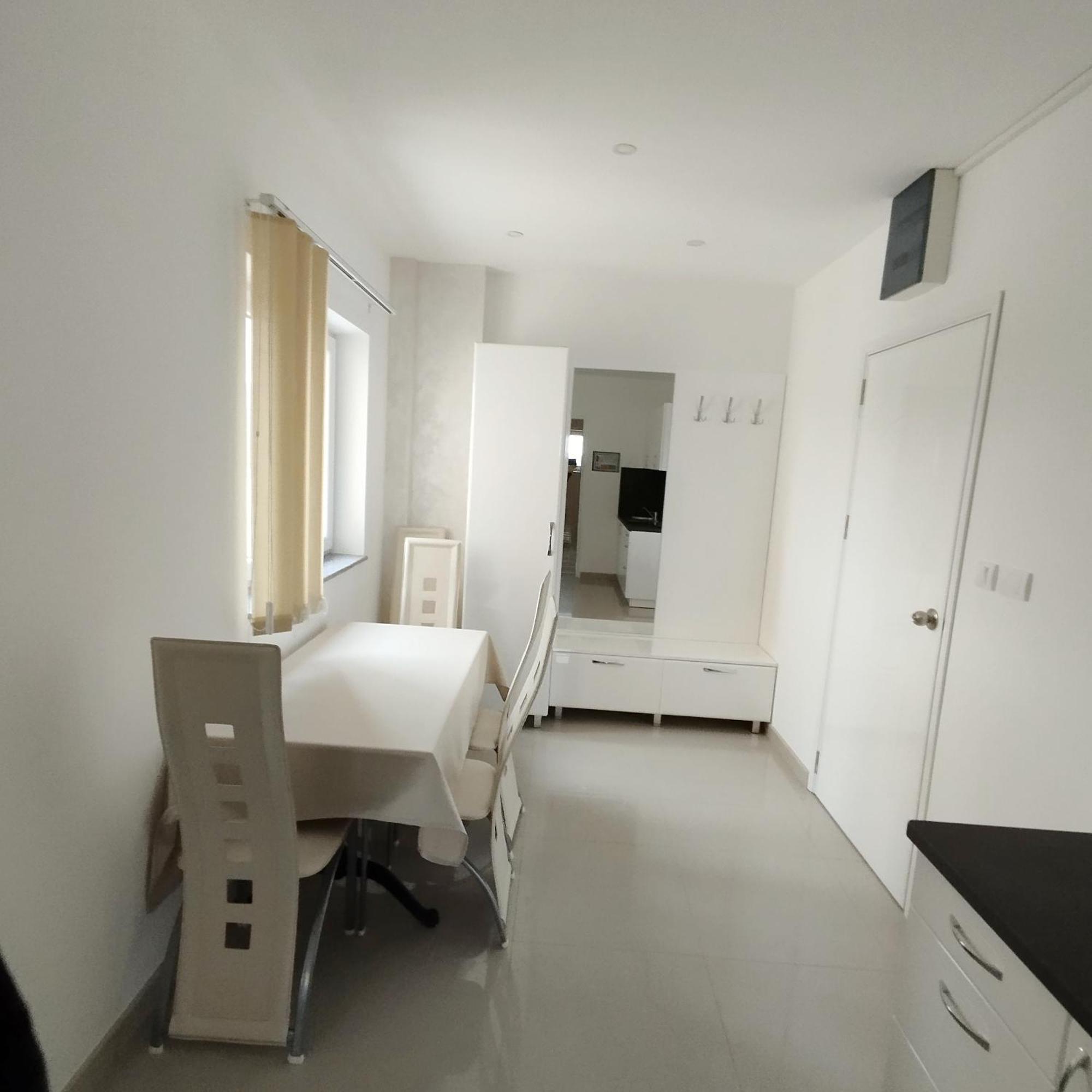 Smestaj Zvezdano Nebo Apartment *